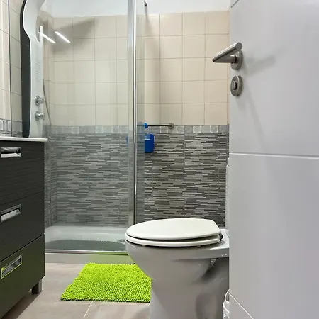 Rosmary 拉克鲁斯