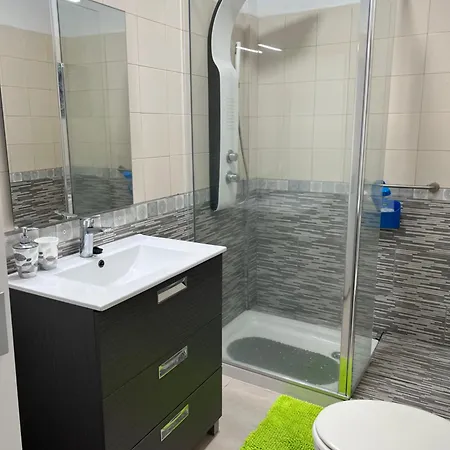 Rosmary 拉克鲁斯